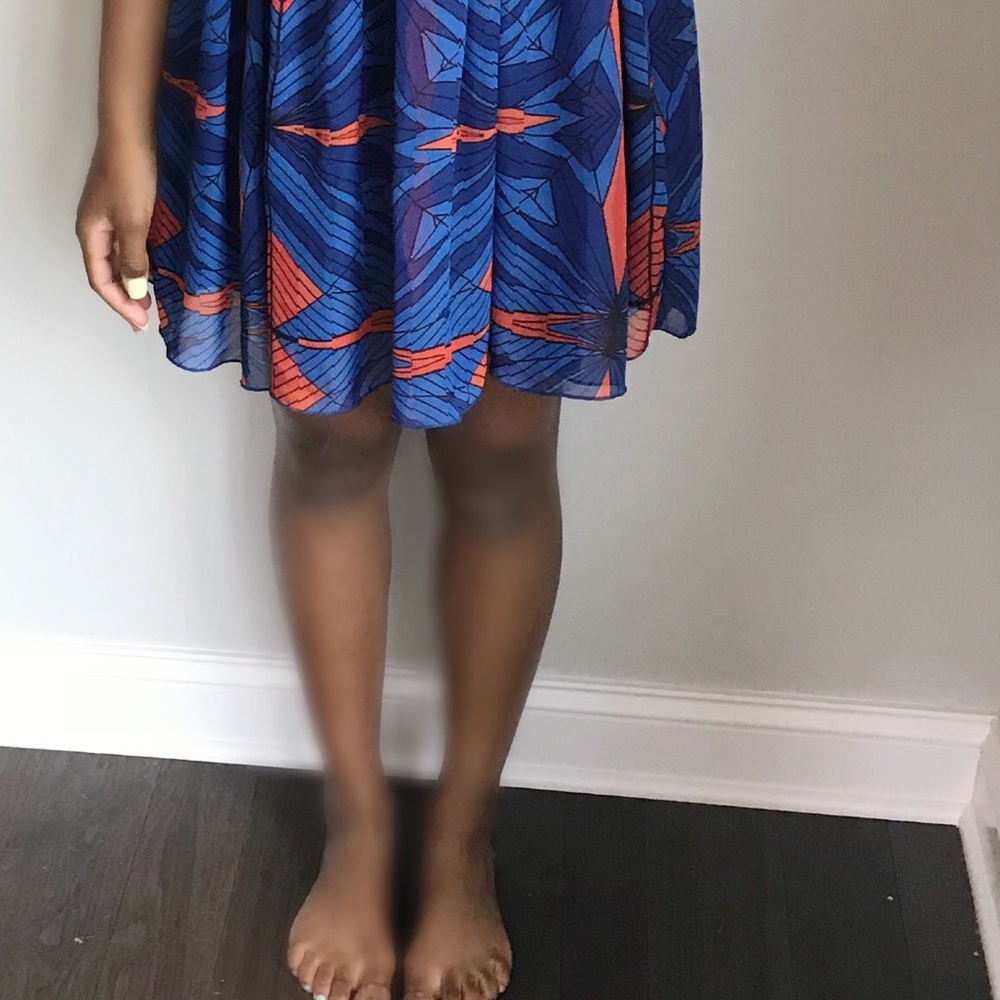Dress - Picture 2 of 6